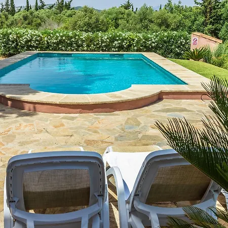 Villa Alzina *