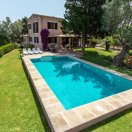 Alzina Villa